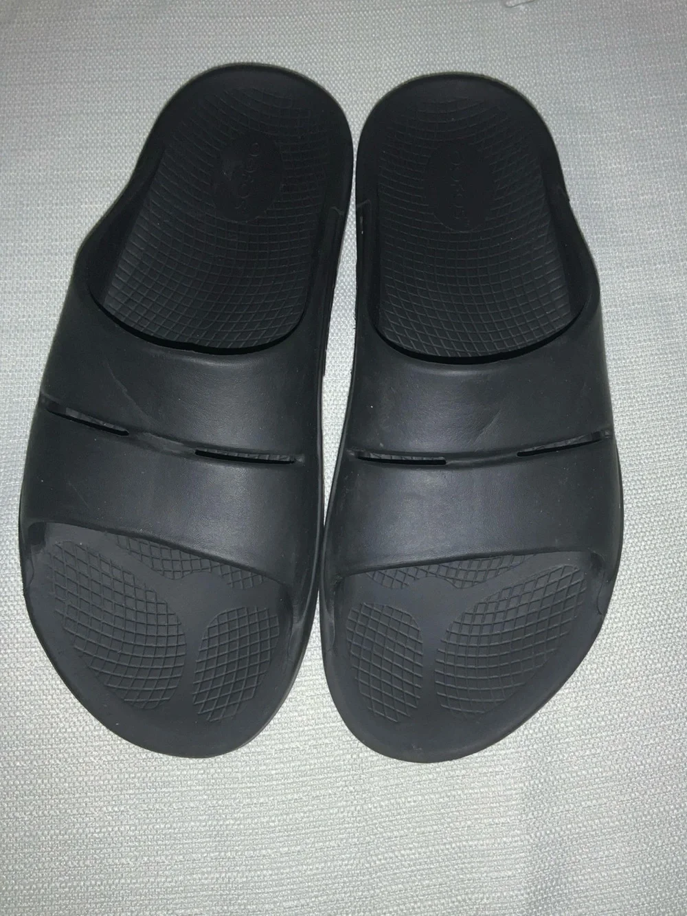 OOFOS OOAHH Black Recovery Slide Sandals Men's Sz 11.